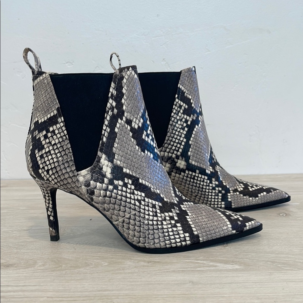 Zara Snakeskin Patterned Ankle Boots [Size 38/7.5]